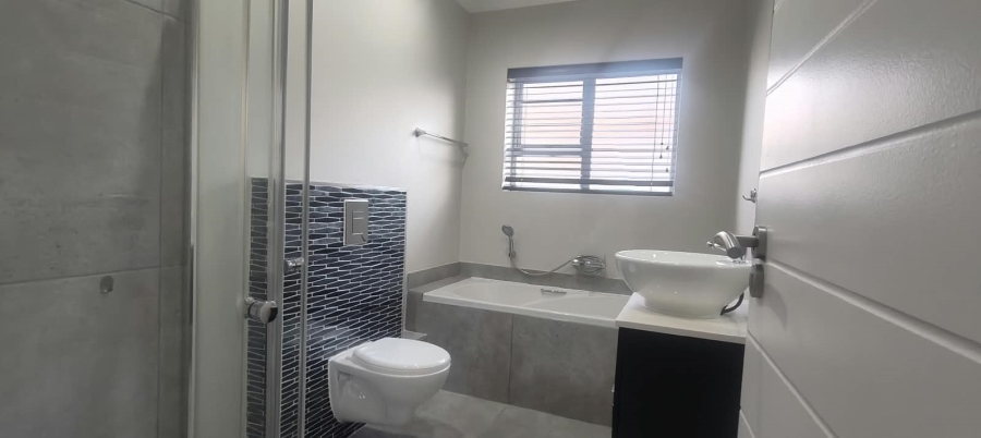 3 Bedroom Property for Sale in Fairview Eastern Cape